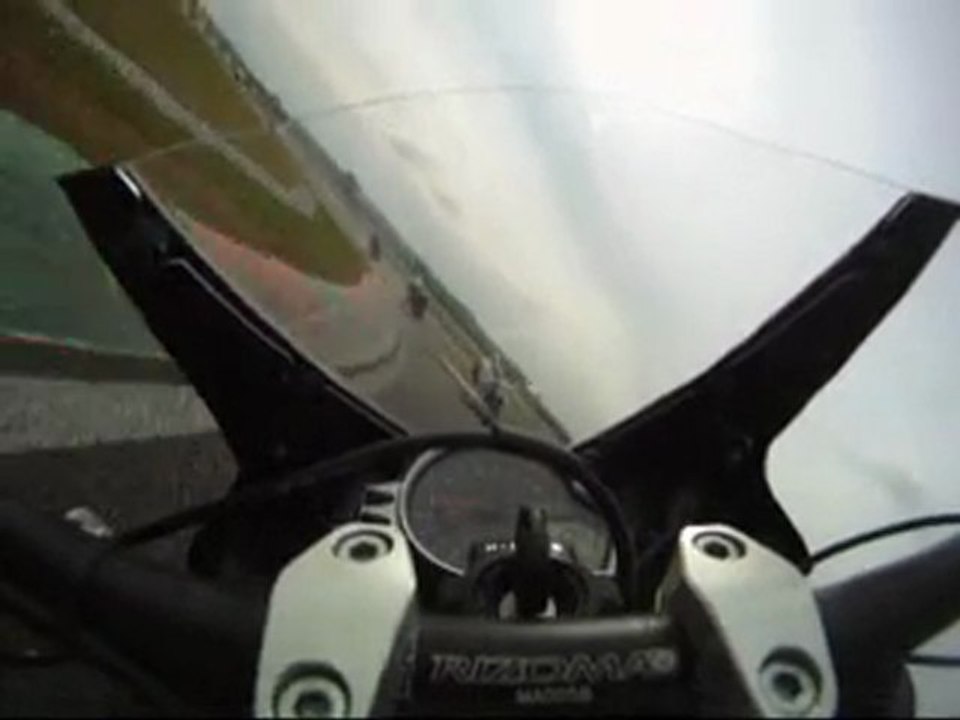 Mettet 06 Mai 2010 Run 2 Caméra sur CBR 1000 Pat