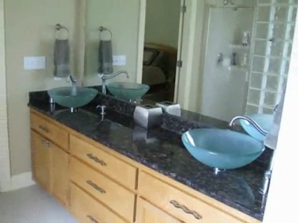 Contemporary 5 bed 4 bath home for sale in Geismar, LA