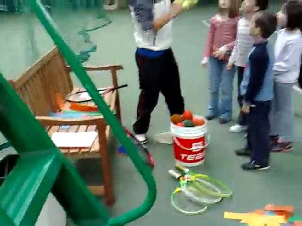 tennis en classe de cycle trois