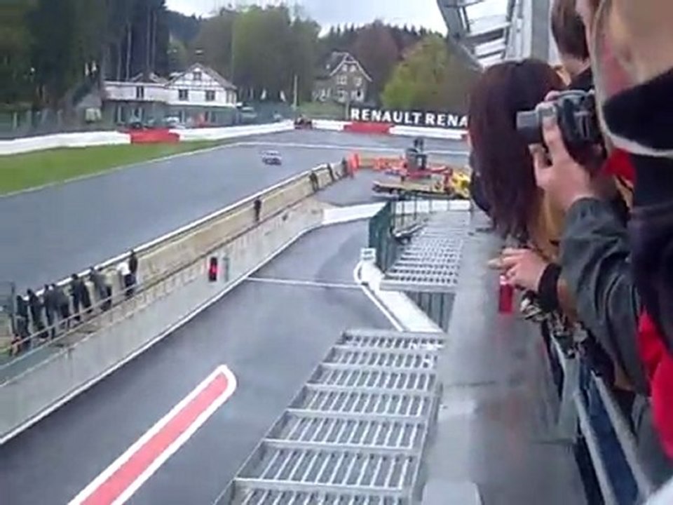 Vidéo World Série by Renault Francorpchamp Mai 2010 (1)