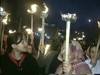 Keskli kadınlar tecavüzü protesto etti