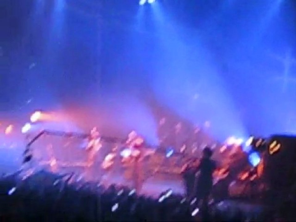 El_menfi_Duo_Akli_Yahiatene_&_Ait_Menguellet_02052010