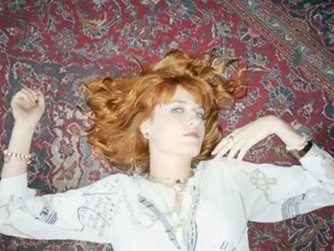 Florence & The Machine - Cosmic Love (Acoustic Version)