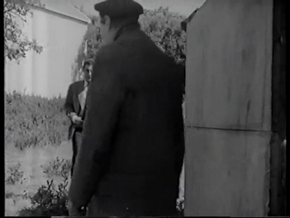 CINEMA PORTUGUÊS - «SALTIMBANCOS» - VIDEO 8