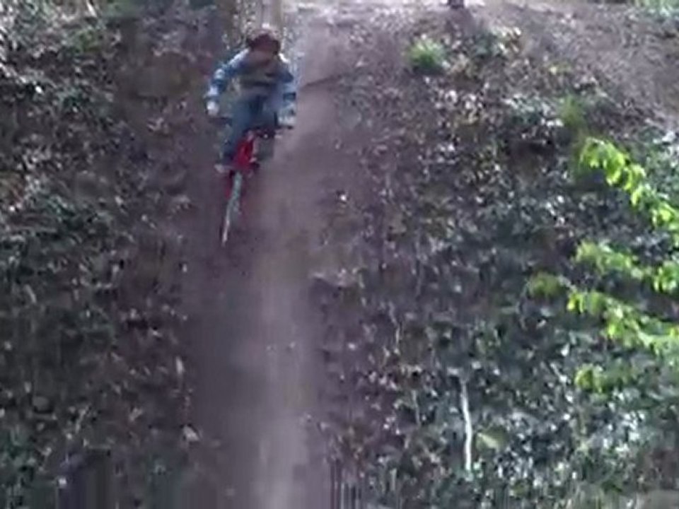 Vélo dans la Garenne