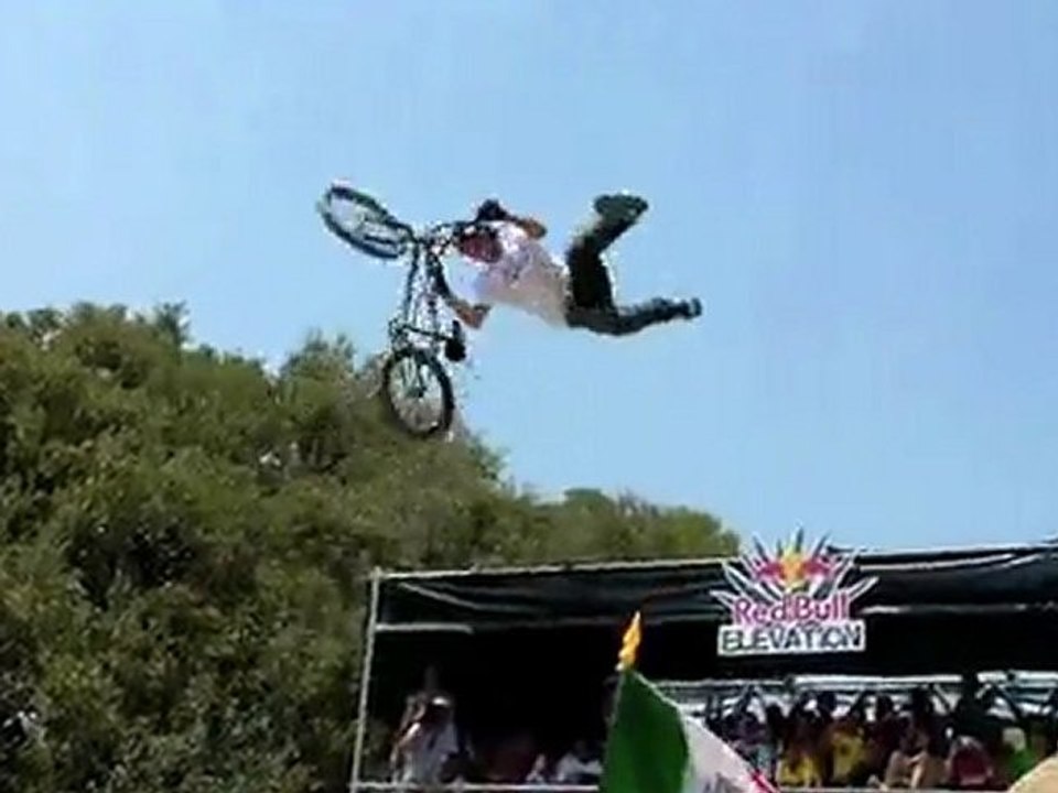 BMX Dirt Jumping Red Bull Elevation 2008