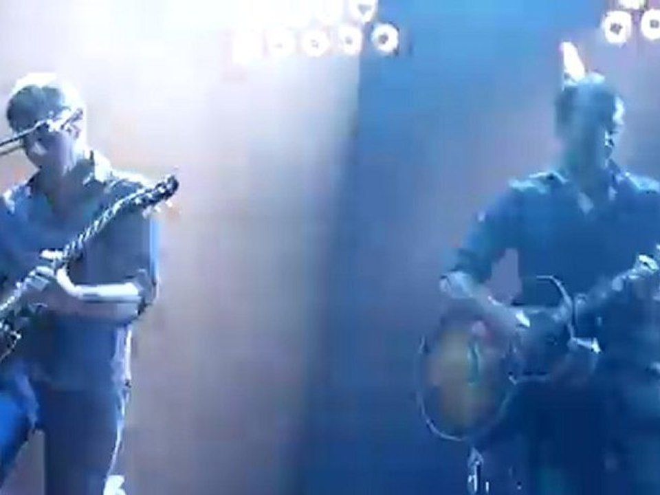 Regarde moi...(suite et fin) @ PAris 4 mai 2010