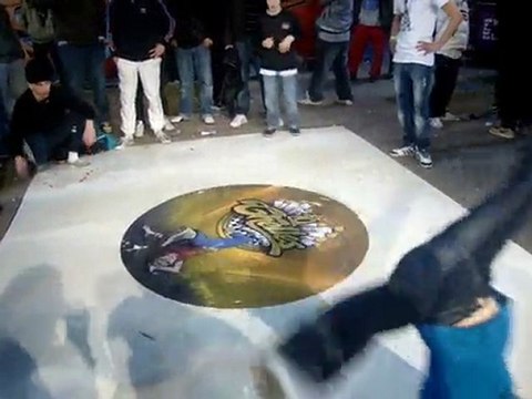 Cercles àu Chelles Bàttle Pro 2010 BGirl lil tys