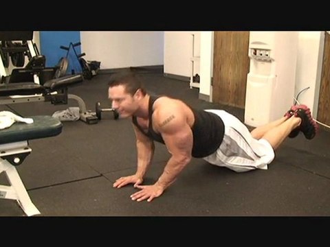 Training Triceps With Top Fitness Model Micah LaCerte
