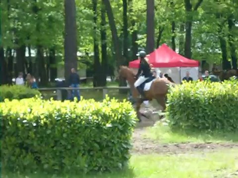 dimanche 9 mai 2010 concours taillan 024