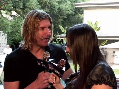 Miro Gladovic, Who American Footy Star is Looking For,