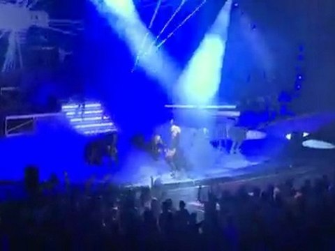 Christina Aguilera - Not Myself Tonight