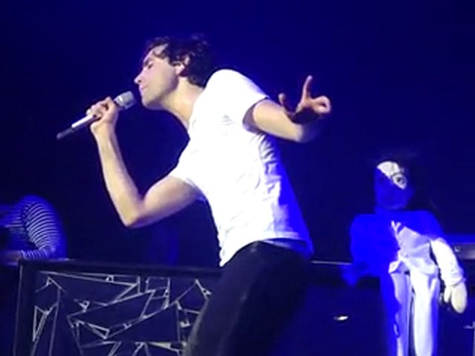 MIKA "La Solitude" ( Reprise Barbara )
