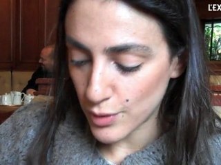 Anna Cabana lit un extrait d'Inapte à dormir seule