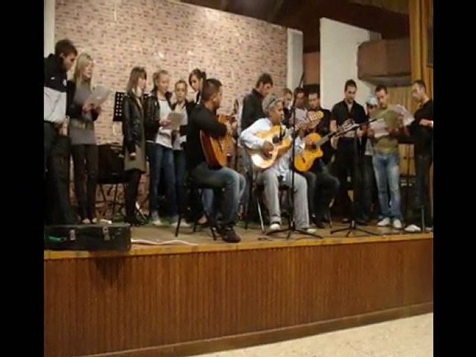 CHANSON DEDIEE A MARIA