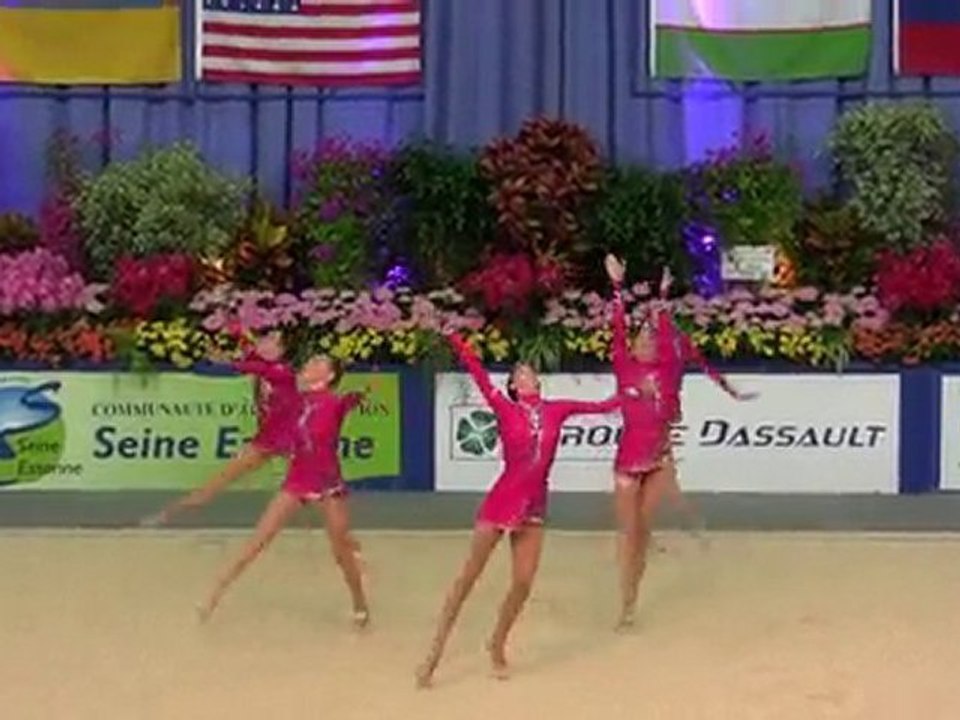 Démo Ensemble Espagne 5 Cerceaux Tournoi Corbeil 09 mai 2010