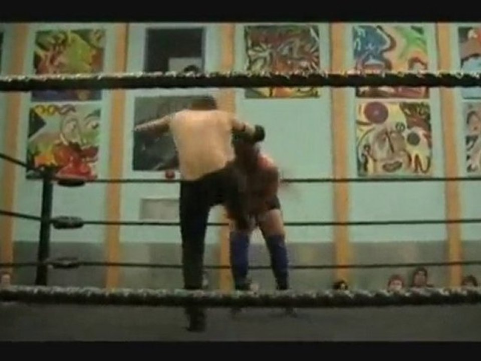 Rick Lucas se paye Jason Dark Cash Descôteaux à la NGE