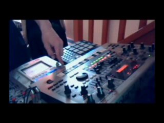 live MC 505 MPC 500 KaossPad 2 part1