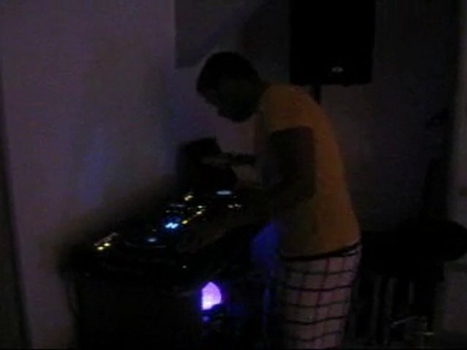 dj alsson preece before 2 before mai 2010