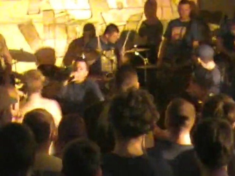 Hoods @ Au Bon Vieux Temps, Marquain (Be) [23.05.10] 2-10