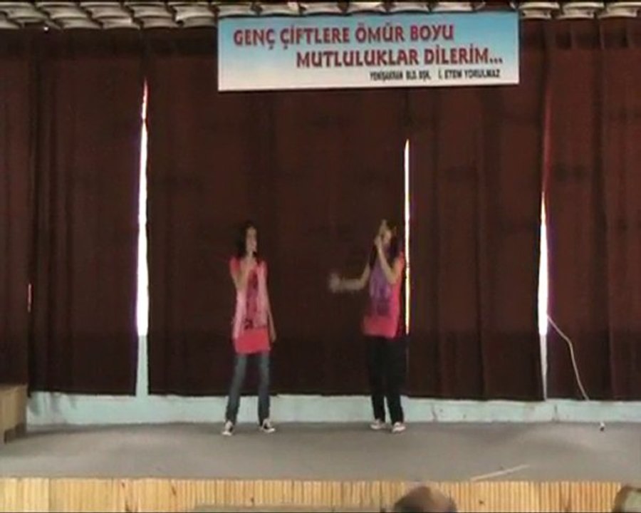 yenişakran iöo ing konser paramore (twilight)I caught myself