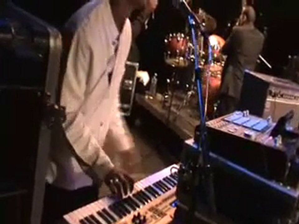 Groupe MESSAGE  live à PARIS GRIGNY le 03 avril 2010