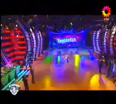 Paula chavez bailando 2010 11/05