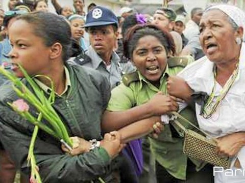 Zoé Valdès : solidarité avec les Dames en blanc à Cuba