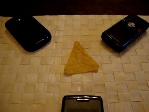 Cep telefonu ile doritos çantada kekik cips!
