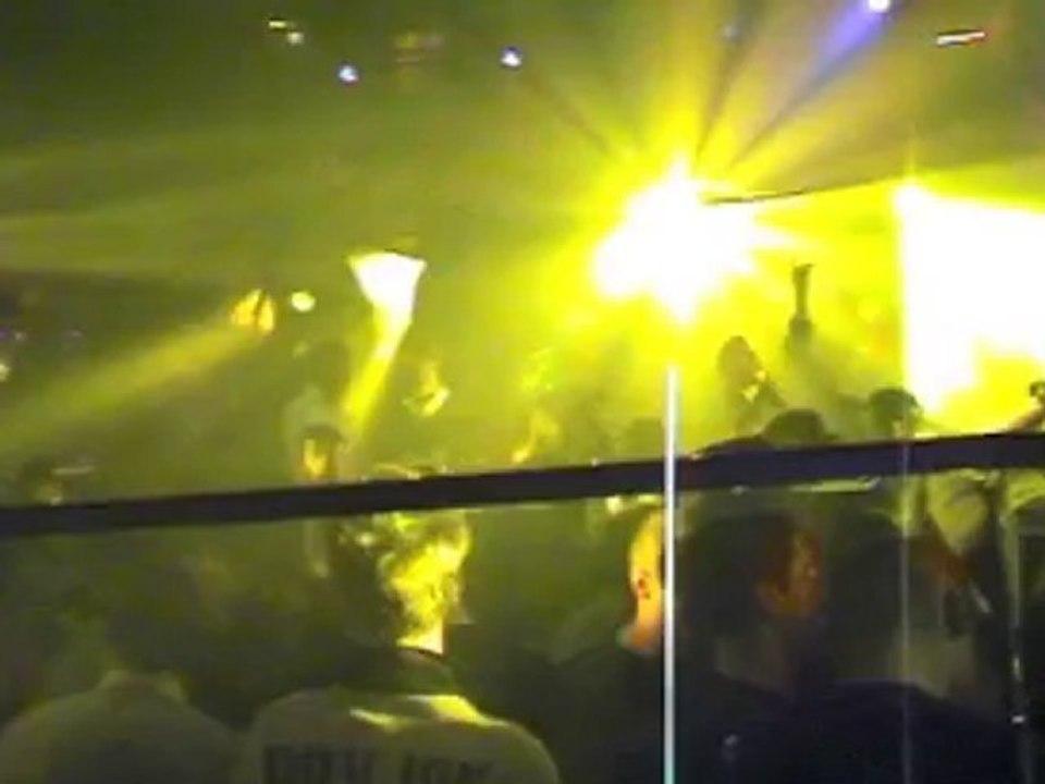 Paco au QUEEN sur Numark NS7 (La Boite Noire)