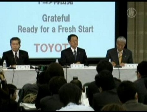Toyota Back in Profit as Storm Lingers