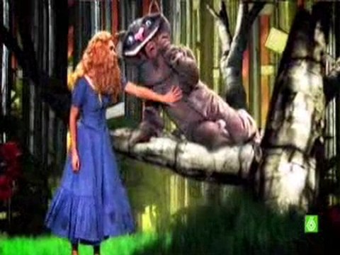 SLQH… ESTRENA PATRICIA EN EL PAÍS DE LAS MARAVILLAS