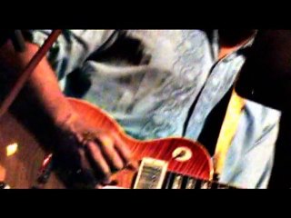 Lauren Yokel and The Chic Hippies - Mantis