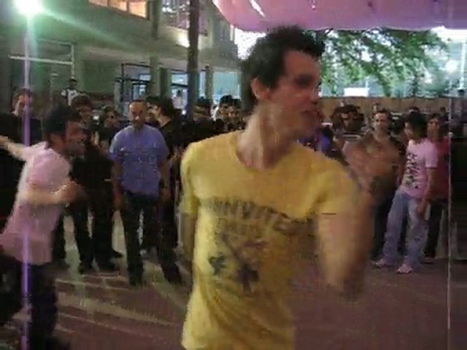 2 Mayıs 2010 KARADENİZ OKUSUN Eğlencesi Hoptek Videosu