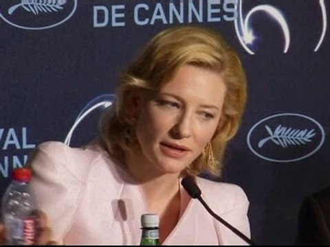 Russell Crowe talks Robin Hood film in Cannes