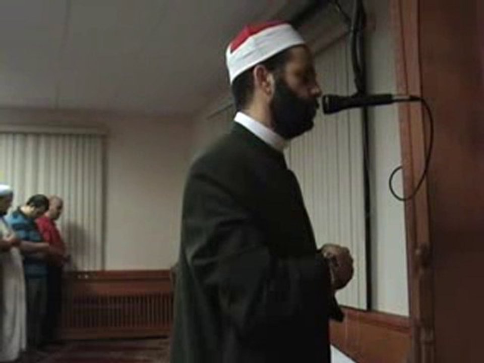 تلاوة مؤثرة للشيخ حسن صالح  من نيويورك