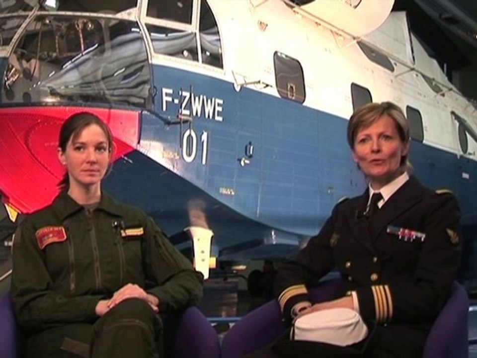 Le Super Frelon au féminin