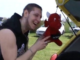 jerome avec sa zik favorite ^^