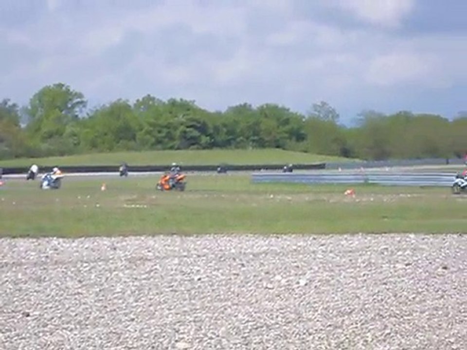 Piste anneau du rhin 12.04.10