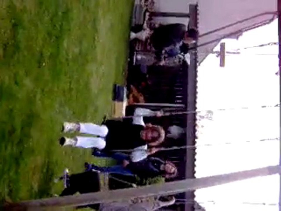 Chute douloureuse à la balançoire