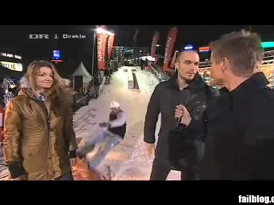 Snowboarder FAIL