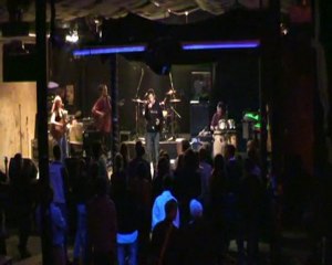 Je libère ton ésprit de Love and Peace live au C.A.T.