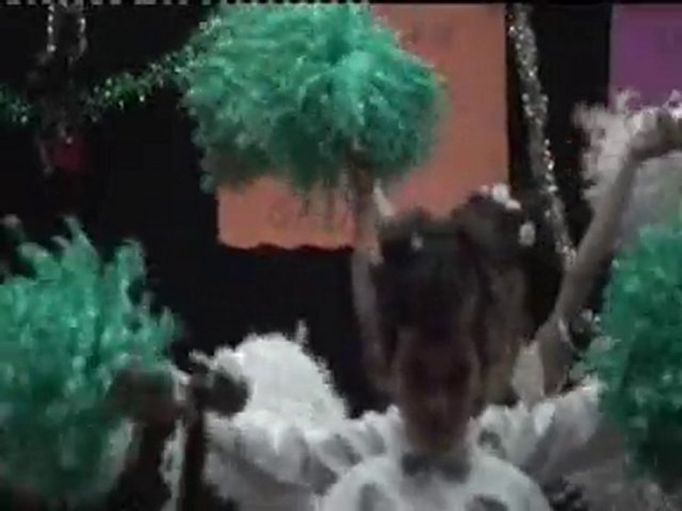 Neler Oluyor hayatta okul gösterisi