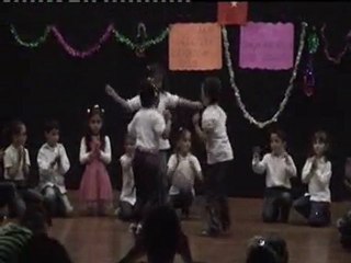 Karaböcüler kolbastı oynuyor