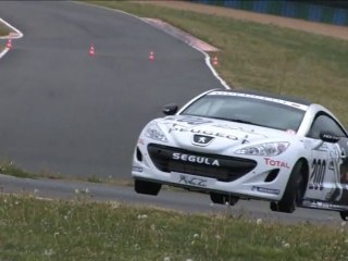 RCZ se prépare aux 24 Heures du Nürburgring