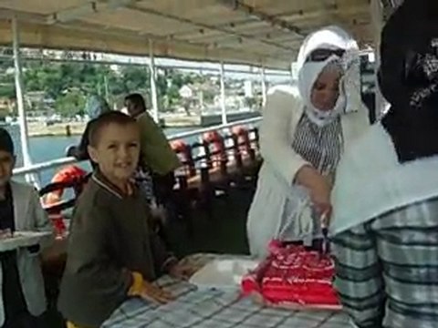 Çiçek Bahçesi Anneler Günü (Boğazda)