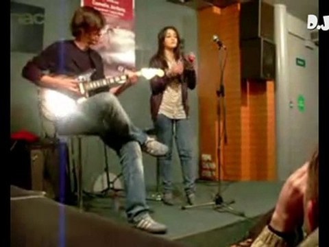 Camélia JORDANA tombée de haut (live acoustique)