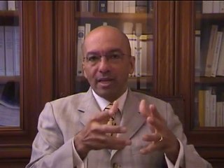 Crépuscule d’une idole : Critique du livre de Michel Onfray