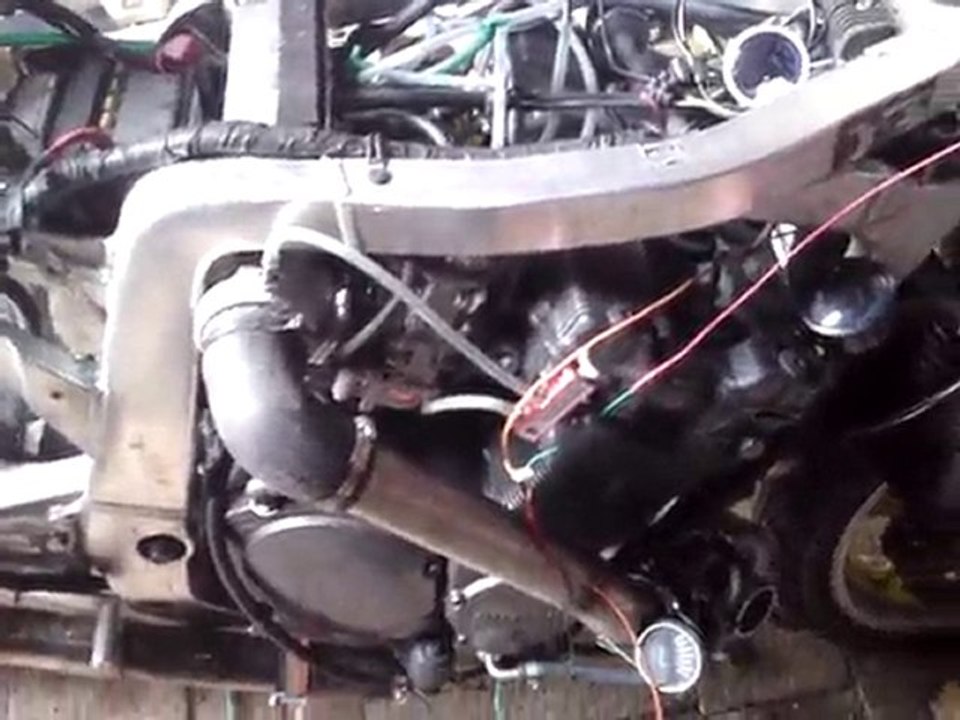 gsxr 1100 turbo essai 4 ca tourne mais encore des soucis