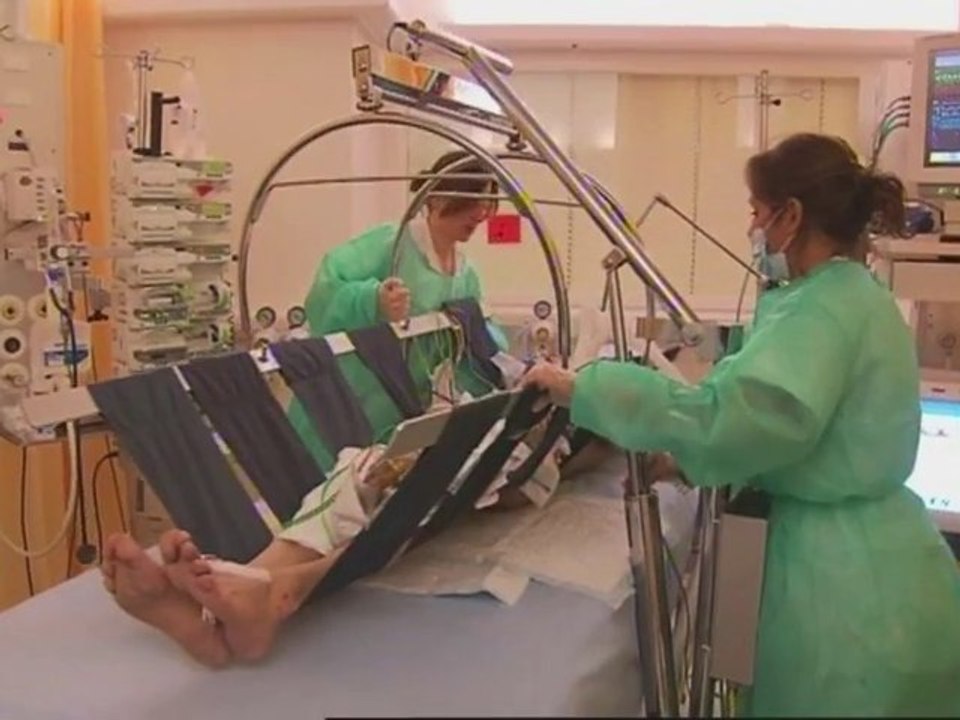 Infirmière aux soins intensifs